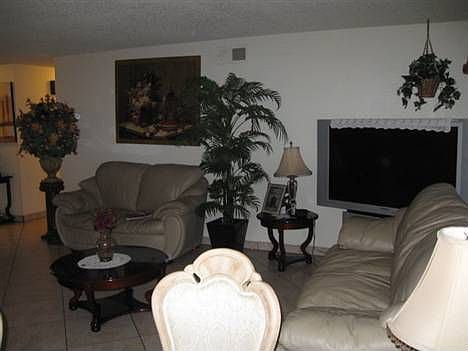 4th image of 1005 Basetdale Ave