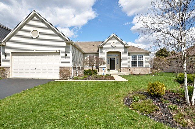 1st image of 270 Sparrow Dr