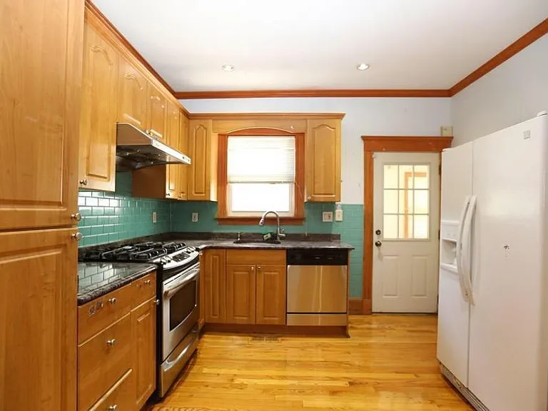 47 Newport St #2 — Photo 3