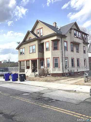 85 Franklin St Photo 1