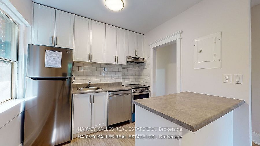 1st image of 1065 Bathurst St #6
