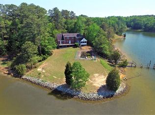 256 Mill Crest Ln, Callao, VA 22435