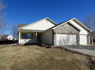 1664 Cedarwood Dr, Longmont, CO 80504