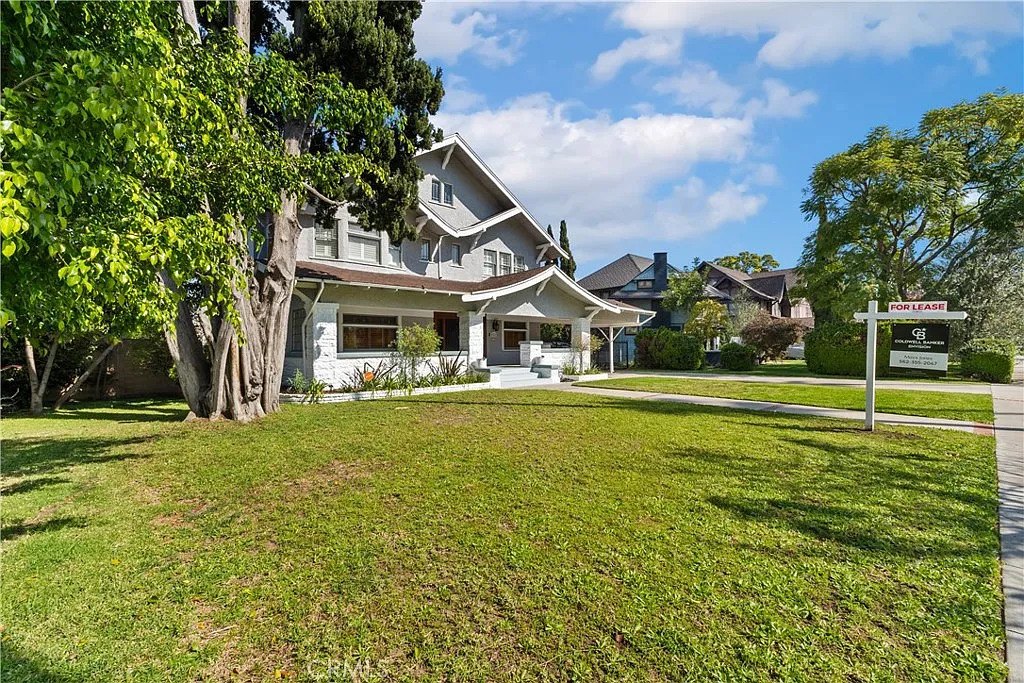 5 bed, 3676 sqft, $6,500 — Photo 3
