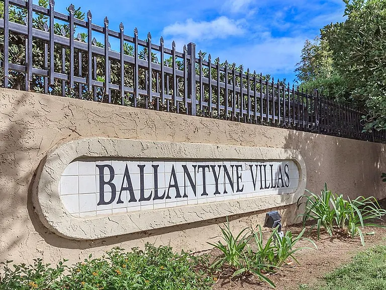 Ballantyne Villas — Photo 13