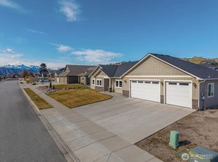 819 Autumn Crest Drive, Wenatchee, WA 98801