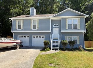 1015 Water Fall Pl, Lawrenceville, GA 30044
