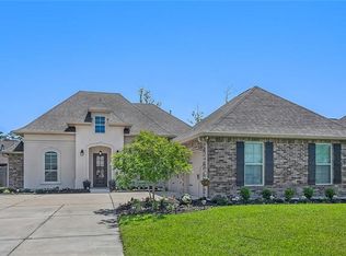 207 Raiford Oaks Blvd, Madisonville, LA 70447