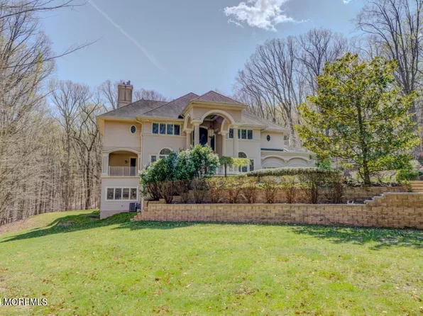 110 Mountainside View, Marlboro, NJ 07746