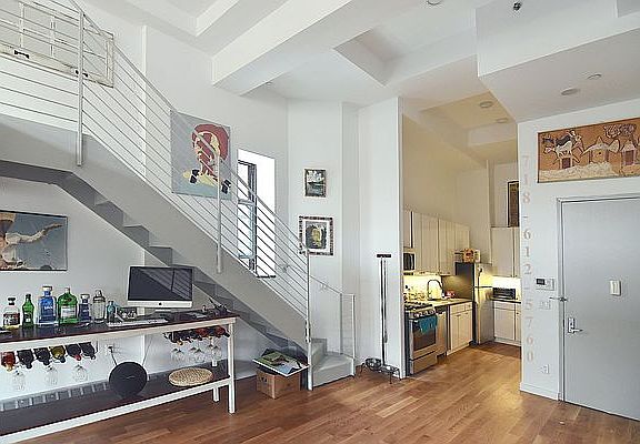 2nd image of 85 Attorney St APT 3A