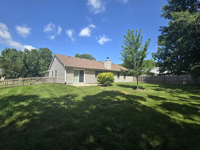3700 Falmouth Dr — Photo 31