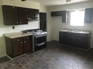 697 Whitehaven Ln, Memphis, TN 38109