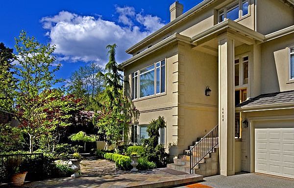 2nd image of 6408 NE 130th Pl