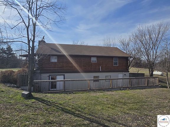 5th image of 34855 Strawberry Rd