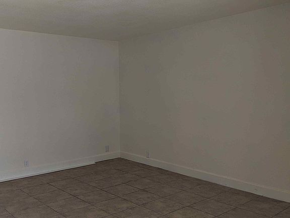 5th image of 2333 W Glenrosa Ave Suite 122