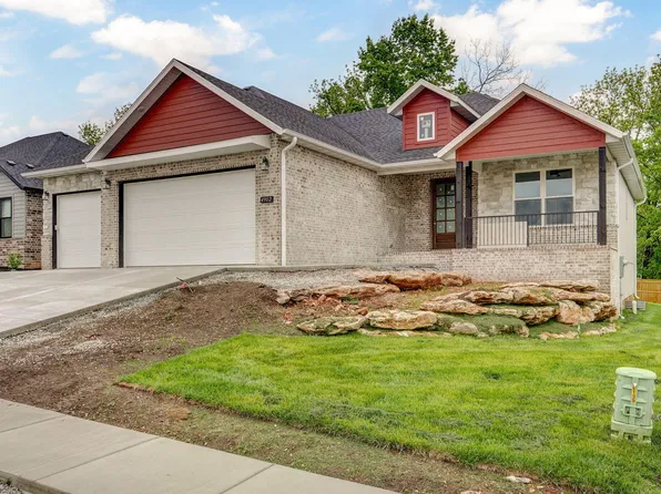 4902 S Sycamore Avenue, Springfield, MO 65810