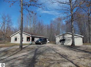 8330 W Temple Dr, Harrison, MI 48625