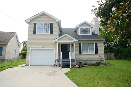 108 Ackiss Ave Photo 1