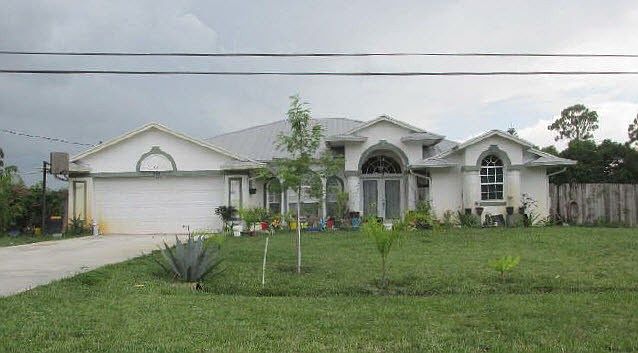 1st image of 392 SW Paar Dr