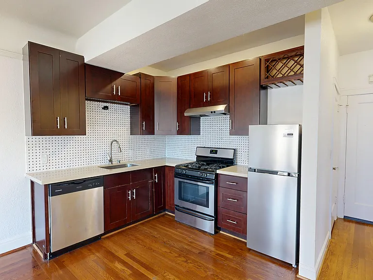 500 Stanyan Street — Photo 14