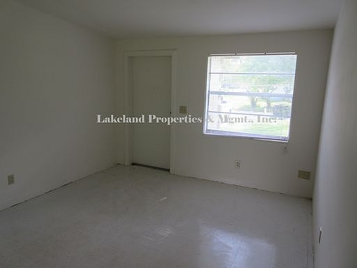 4th image of 3003 Balfour Ave