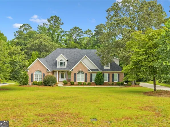 411 Creekside Dr, Warner Robins, GA 31088