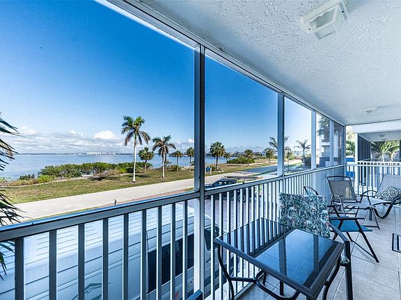 3rd image of 1477 PARK BEACH CIRCLE #11