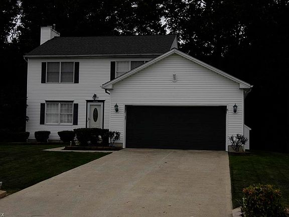 3rd image of 2059 Reserve Cir