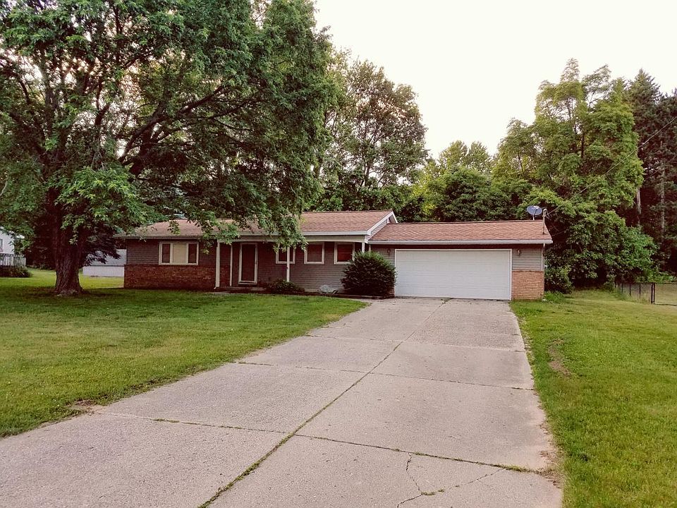 1st image of 10400 Leland Dr
