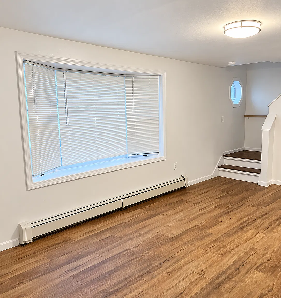 3 bed, 1.5 bath, 1404 sqft, $3,400 — Photo 3