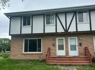 601 10th Ave S, Hopkins, MN 55343