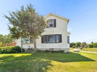 W1597 Foundry Rd, New Holstein, WI 53061