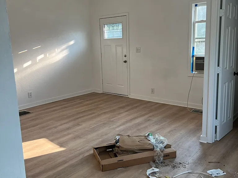 2722 McDowell St — Photo 10