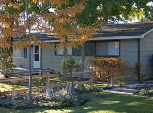 6322 Autumn Dr, Weed, CA 96094