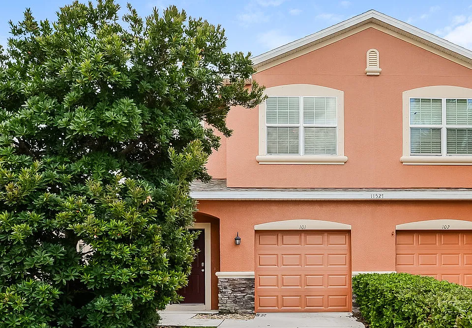 11527 84th Street Cir E #101