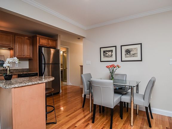 5th image of 112 Porter St APT 5