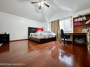 47 Arden Ave, Staten Island, NY 10312