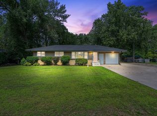 1075 County Road H2 E, Saint Paul, MN 55127