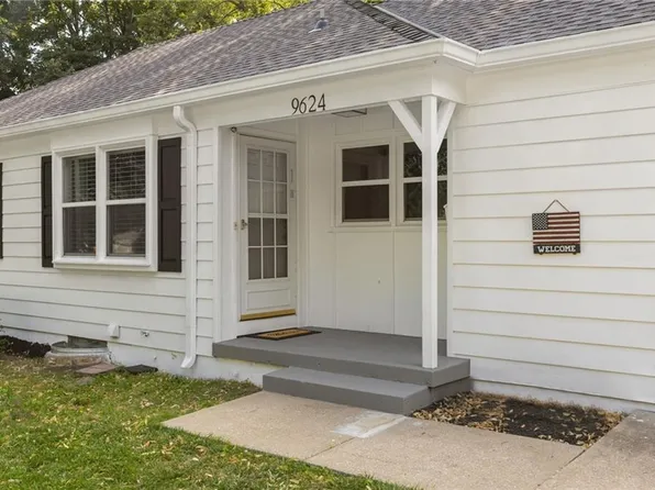 9624 Kessler St, Overland Park, KS 66212