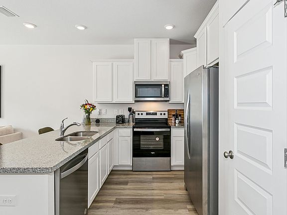 4th image of 9536 Nature Creek Cir