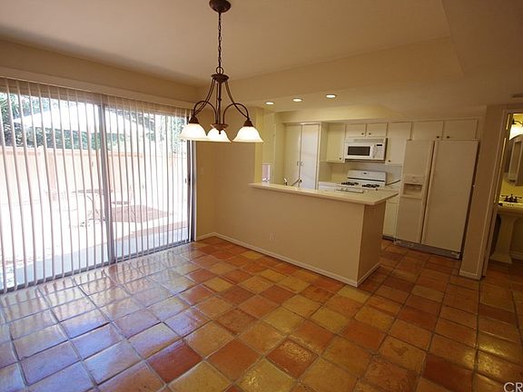 5th image of 4031 Yankee Dr