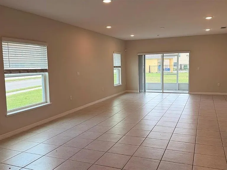 4700 Coral Castle Dr — Photo 6