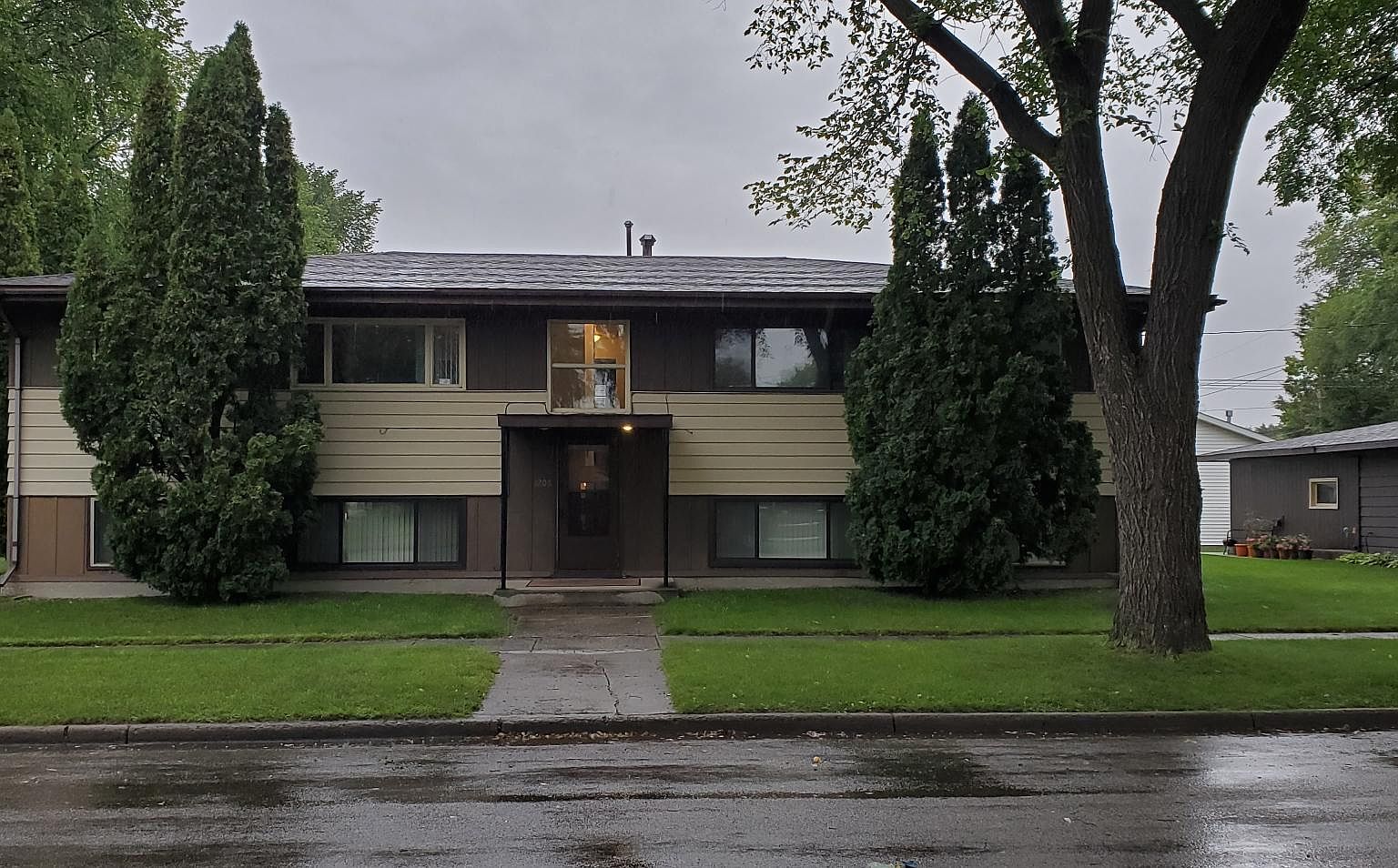 1206 11th Ave N, Moorhead, MN 56560 Zillow