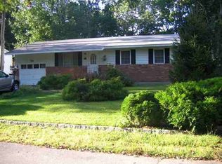 50 Curt Blvd, Saratoga Springs, NY 12866