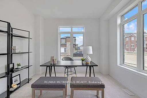2048 Chris Mason St — Photo 14