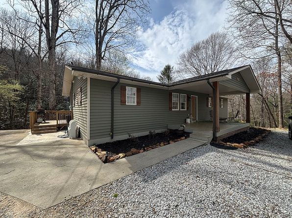 68 Phillips Creek Rd, Andrews, NC 28901