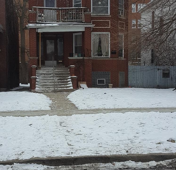 1st image of 4915 N Paulina St #2