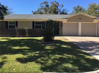 3521 Swan St, Haltom City, TX 76117