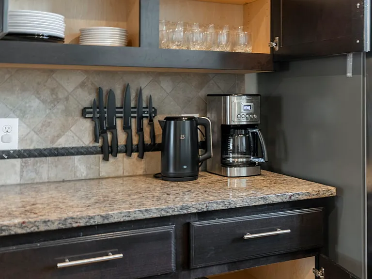 5907 Wrest Point Ct — Photo 40