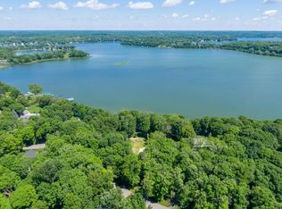 6540 S Bay Dr, Excelsior, MN 55331